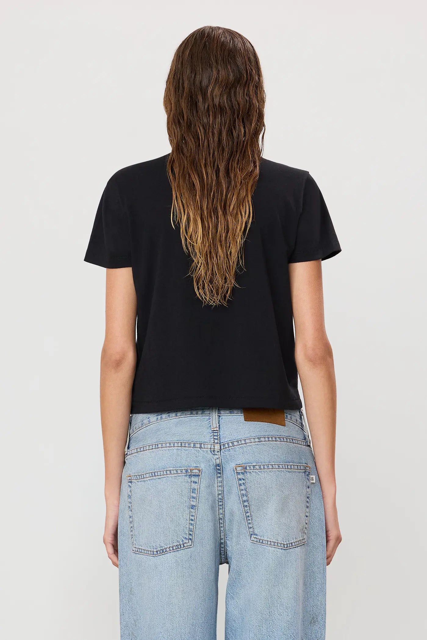 Short Sleeve Boxy Tee in Black