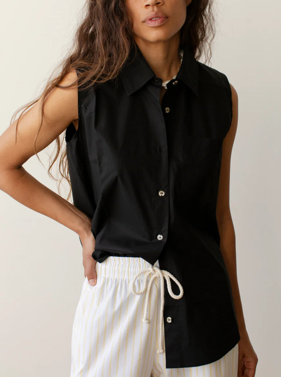 The Pop Sleeveless Shirt