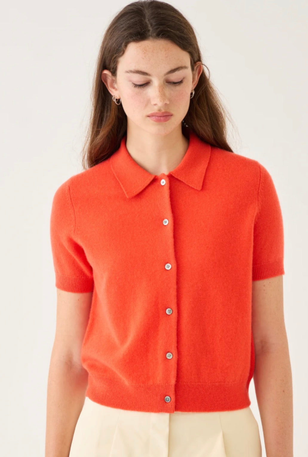 Leslie Cashmere Cardigan in Poppy