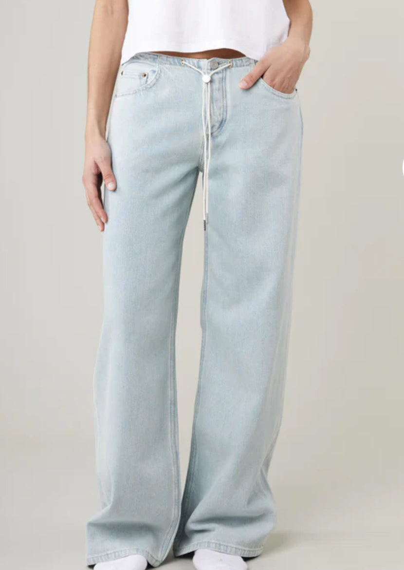 Cool Jeans In Vintage Blue
