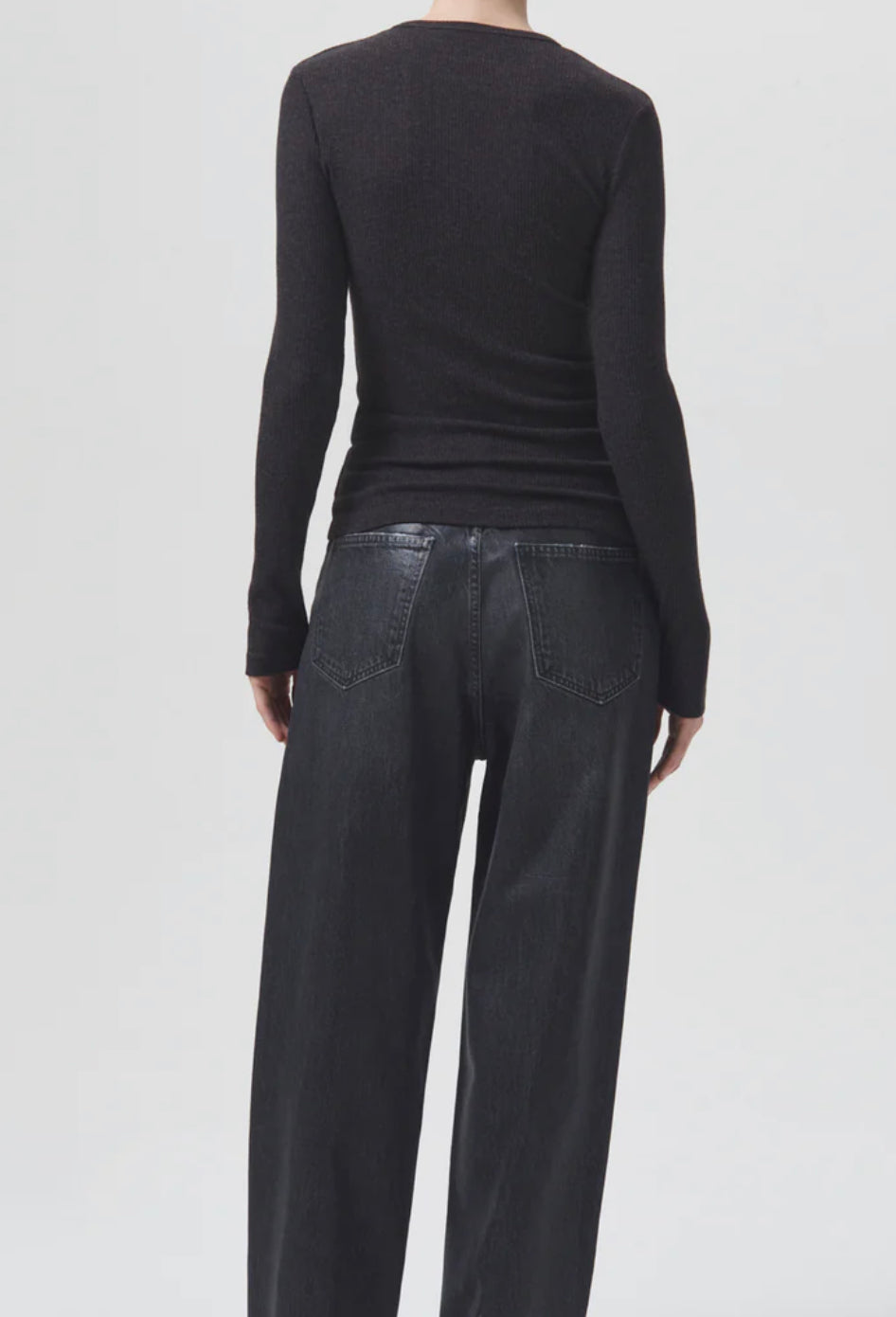 Delphi Slim Tee