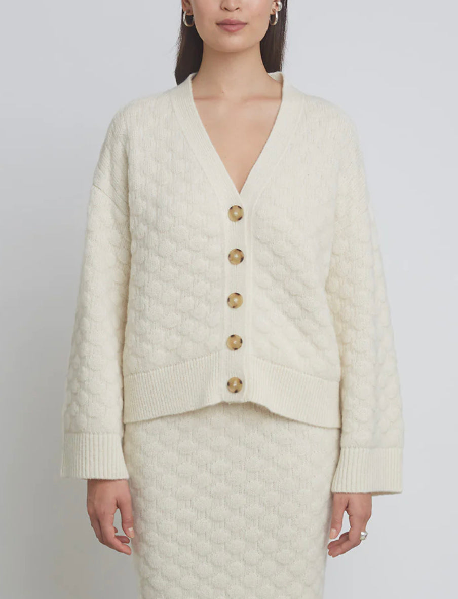 Everly Cardi