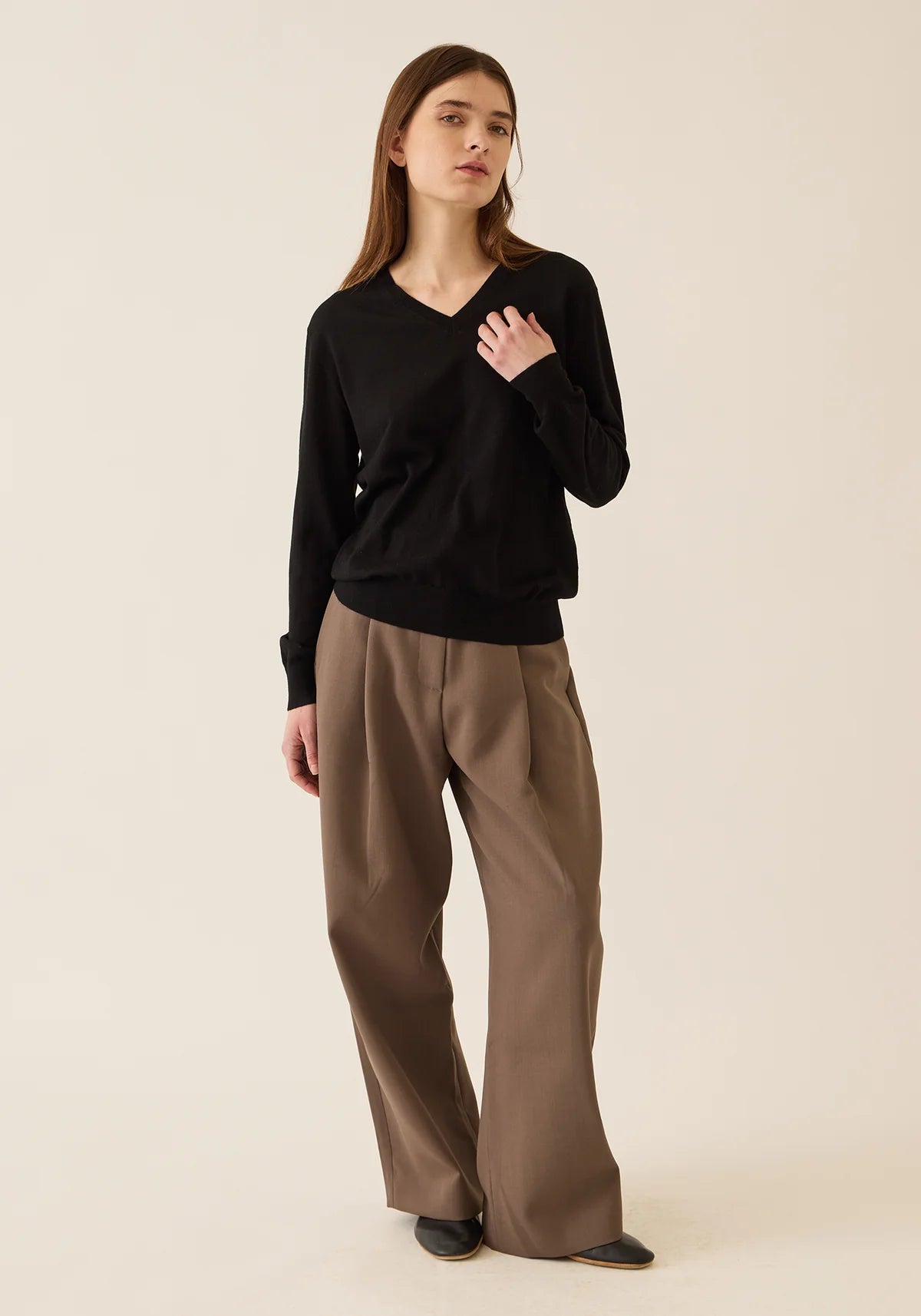 Blythe Superfine Cashmere Sweater in Black