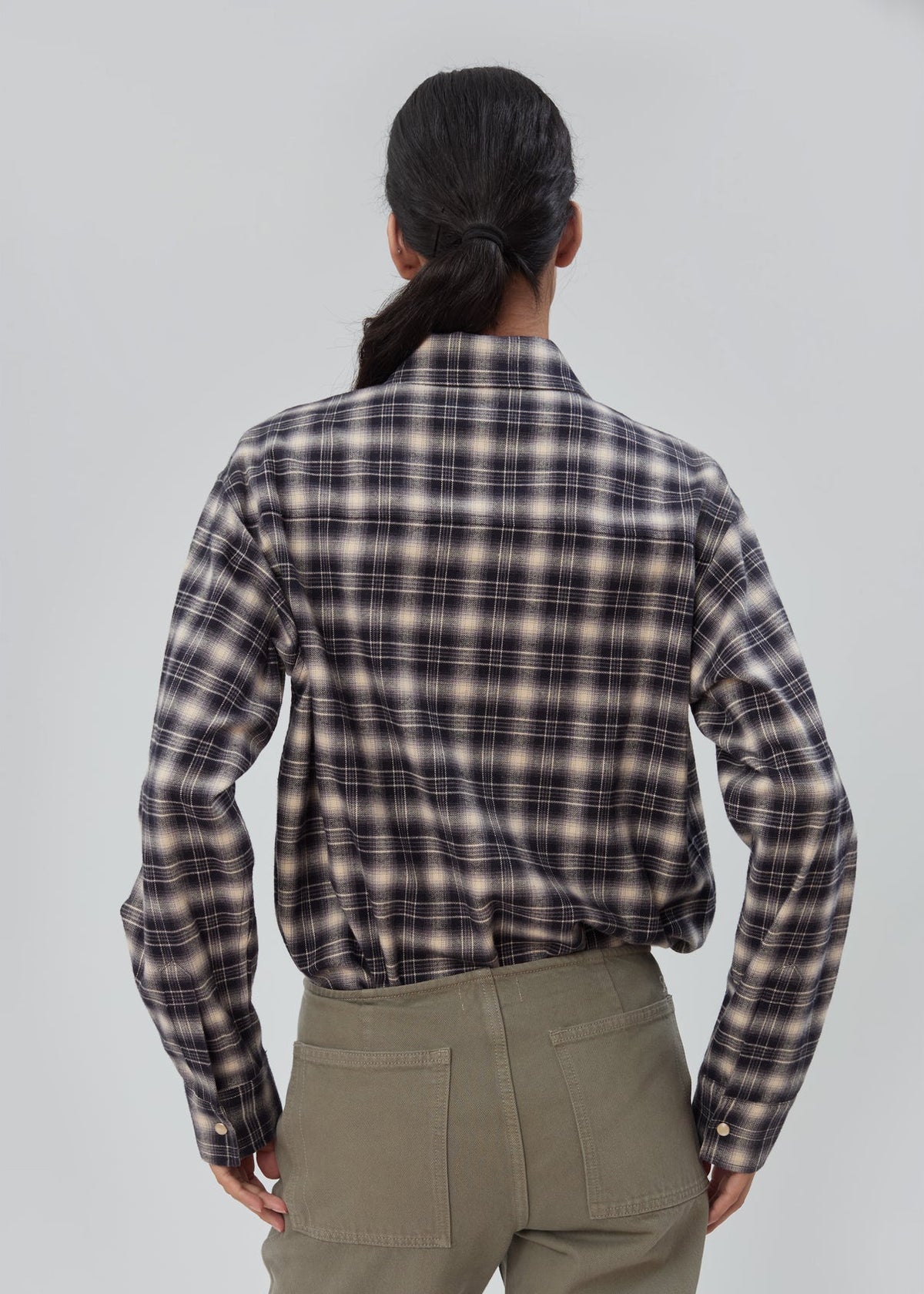 Noon Shirt in Navy Plaid