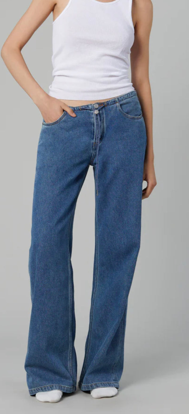 Cool In Cloud Classic Blue