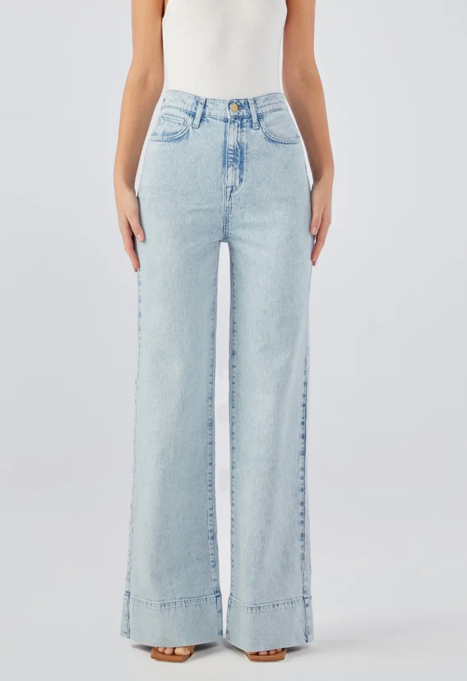 Ms. Onassis V-High Rise Wide Leg