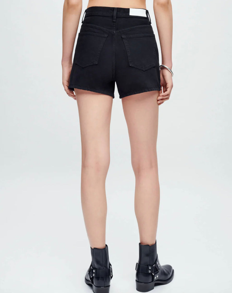 The Midi Short