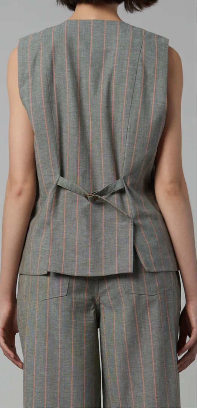 Ludlow Vest