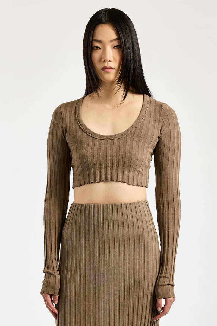 Capri Crop Long Sleeve Dark Chai