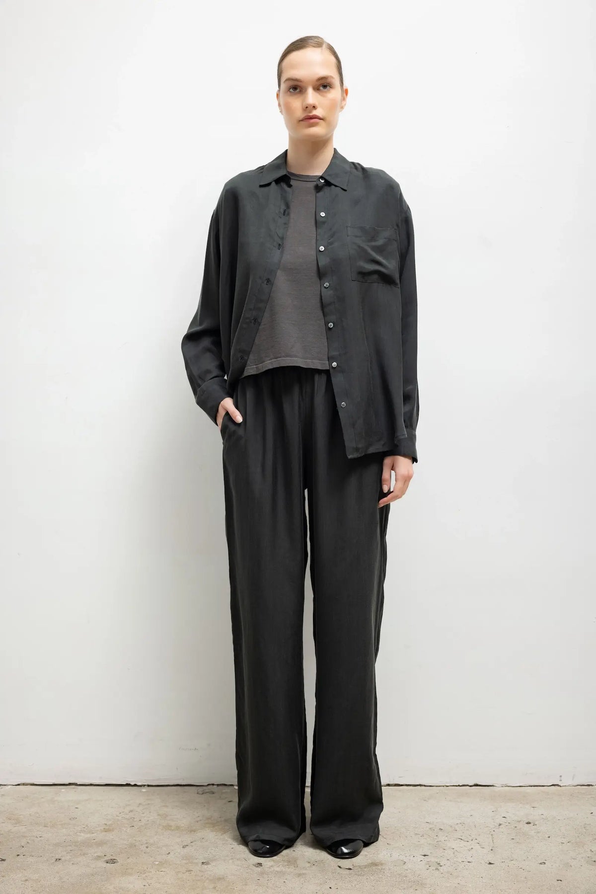 Kim Classic Button Down in Slate
