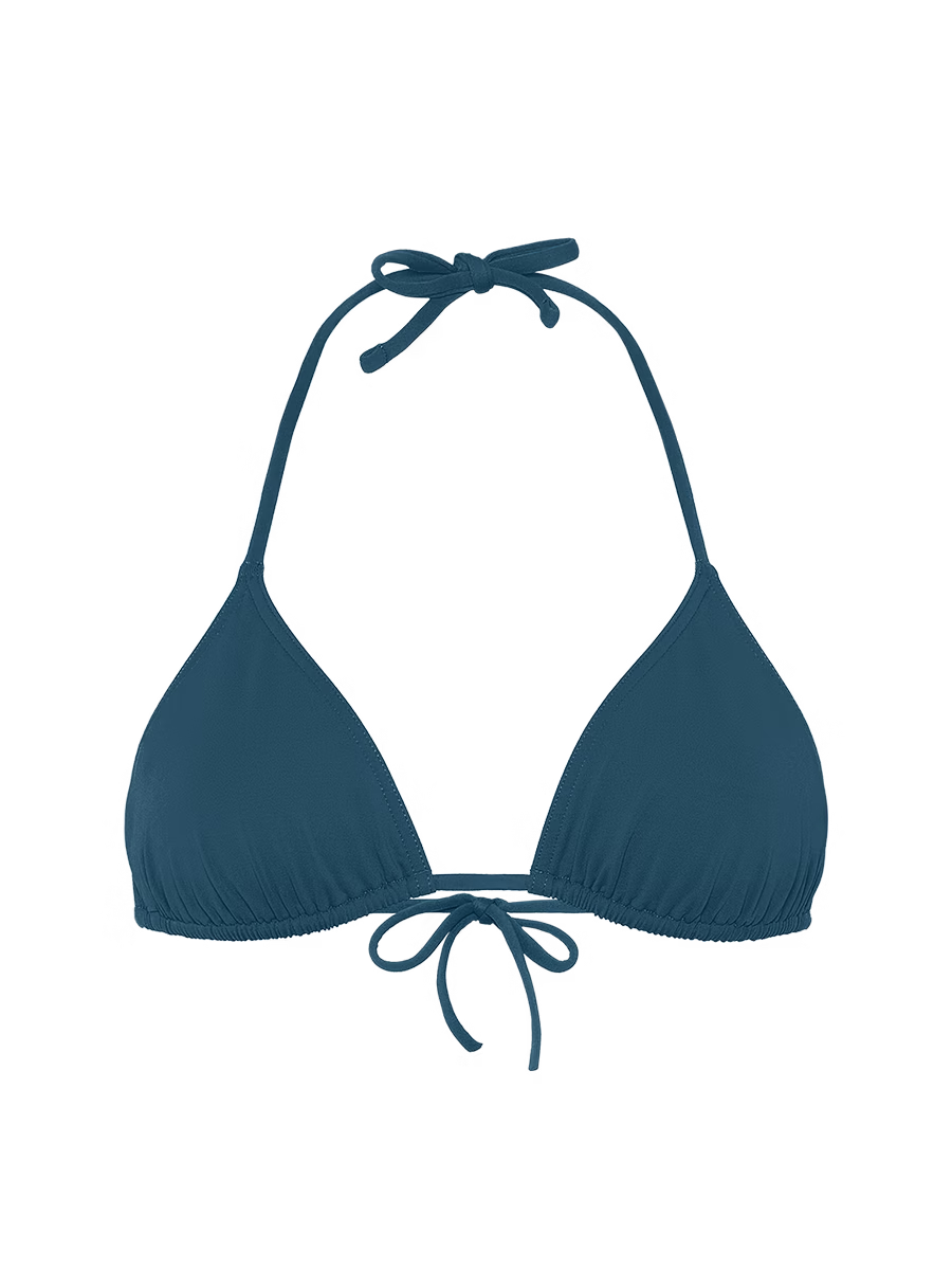 Mouna Petit Triangle in Ocean