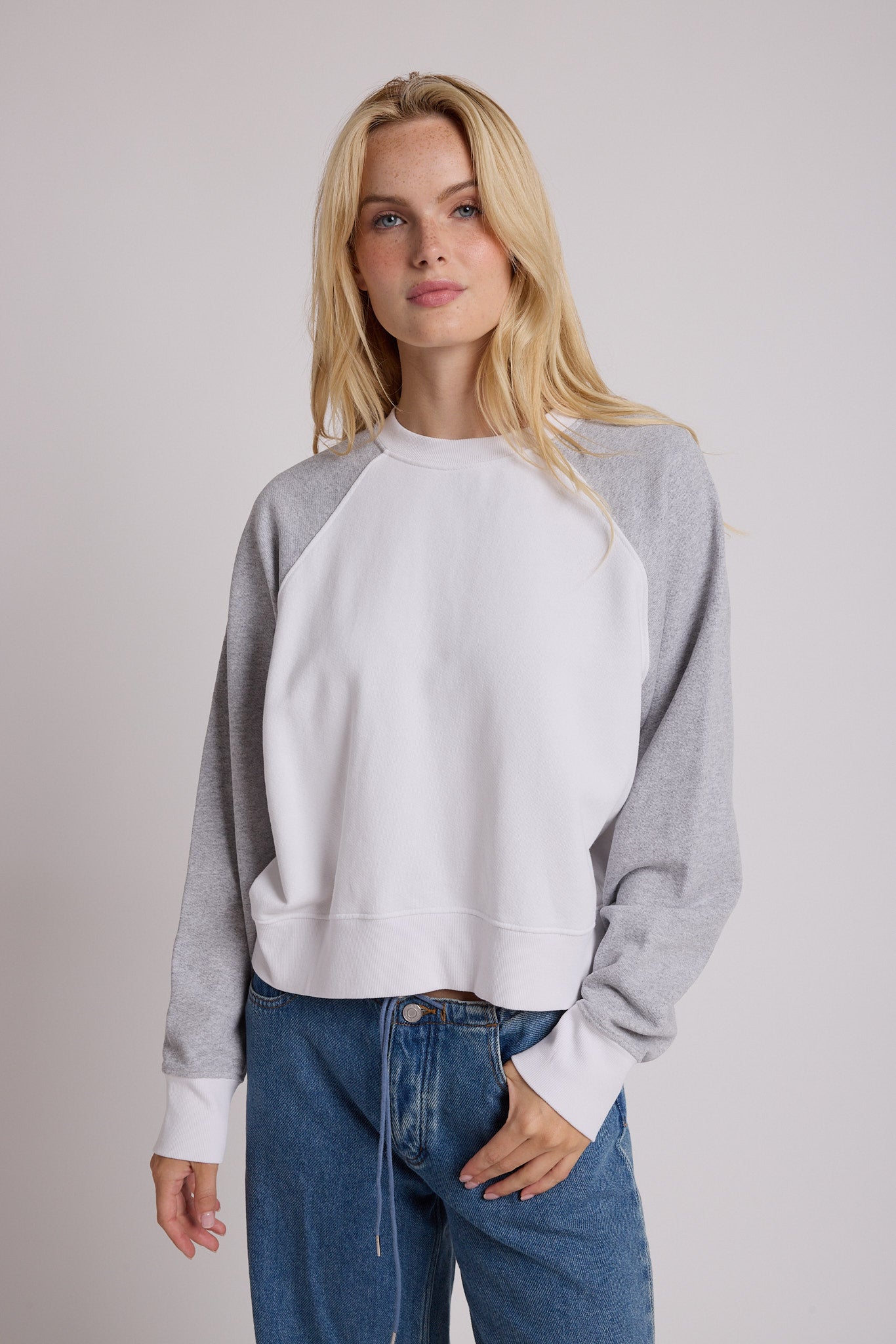 T519-Sable - french terry colorblock sweatshirt - SP27