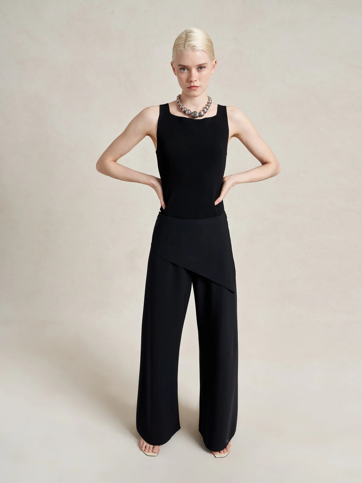 Wrap Colby Pant in Black