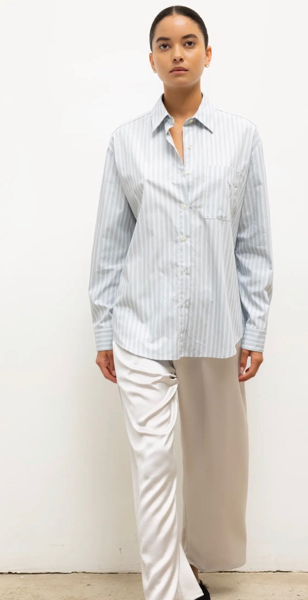 Yoshi Stripe Classic Button Down in Sterling Stripe