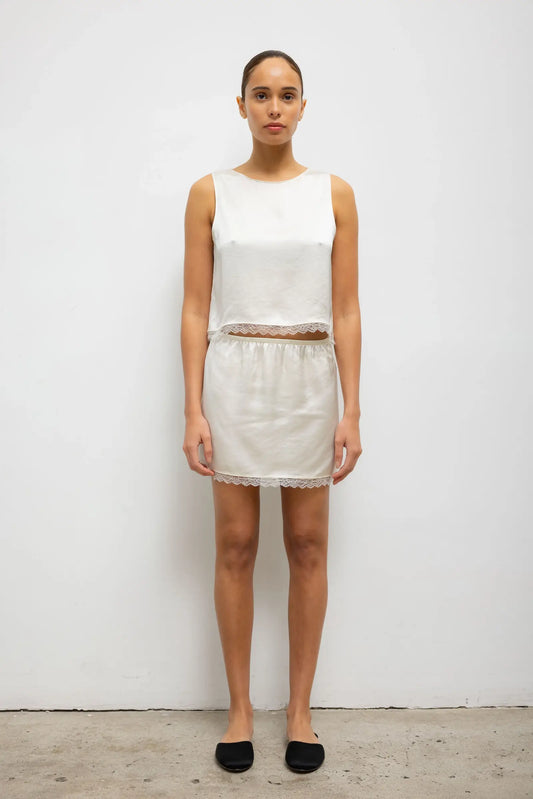 Barb Lace Crop Sleeveless Crew in Creme