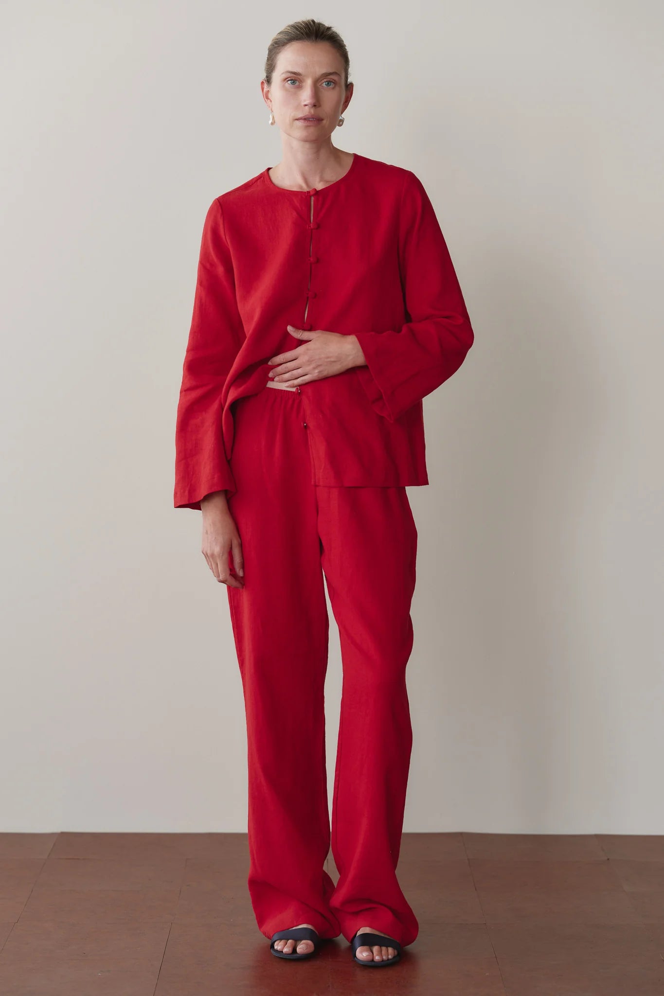 The Linen Simple Pant in Bell Pepper