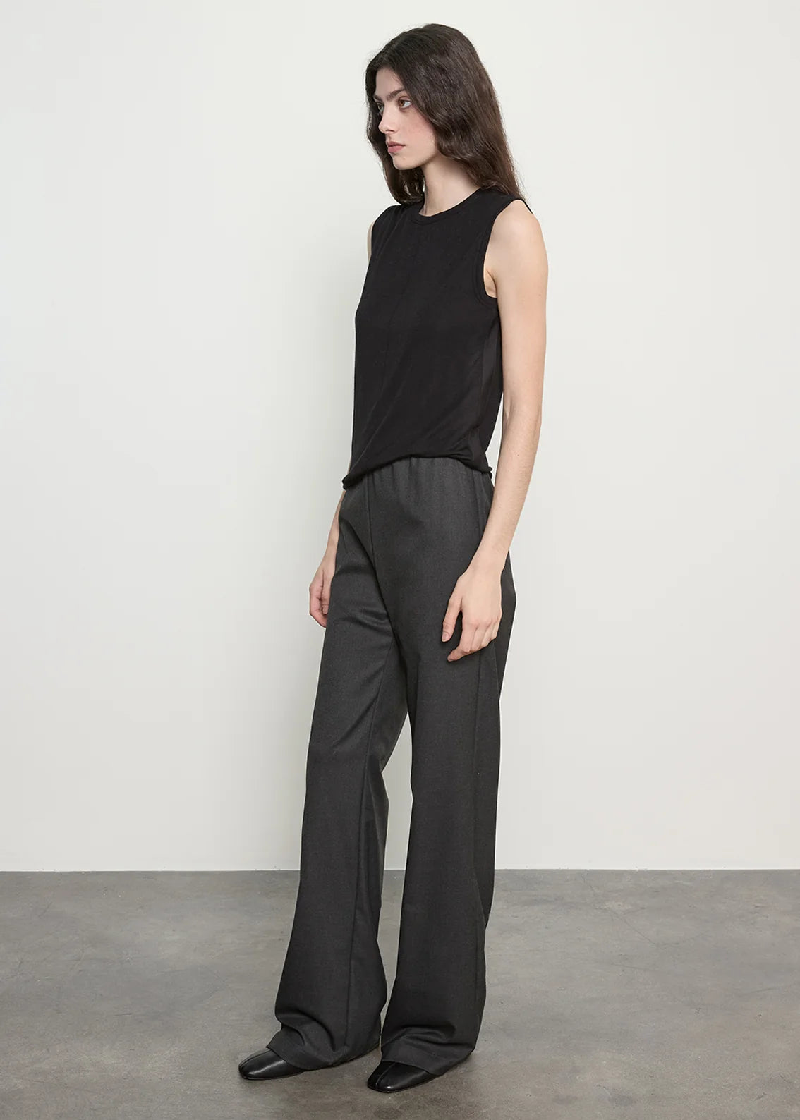 Suiting Everywhere Pant in Dark Charcoal
