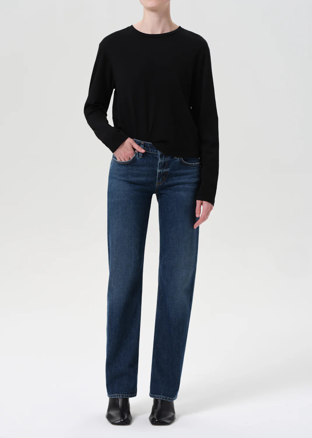 Low Rise Slim in Slick
