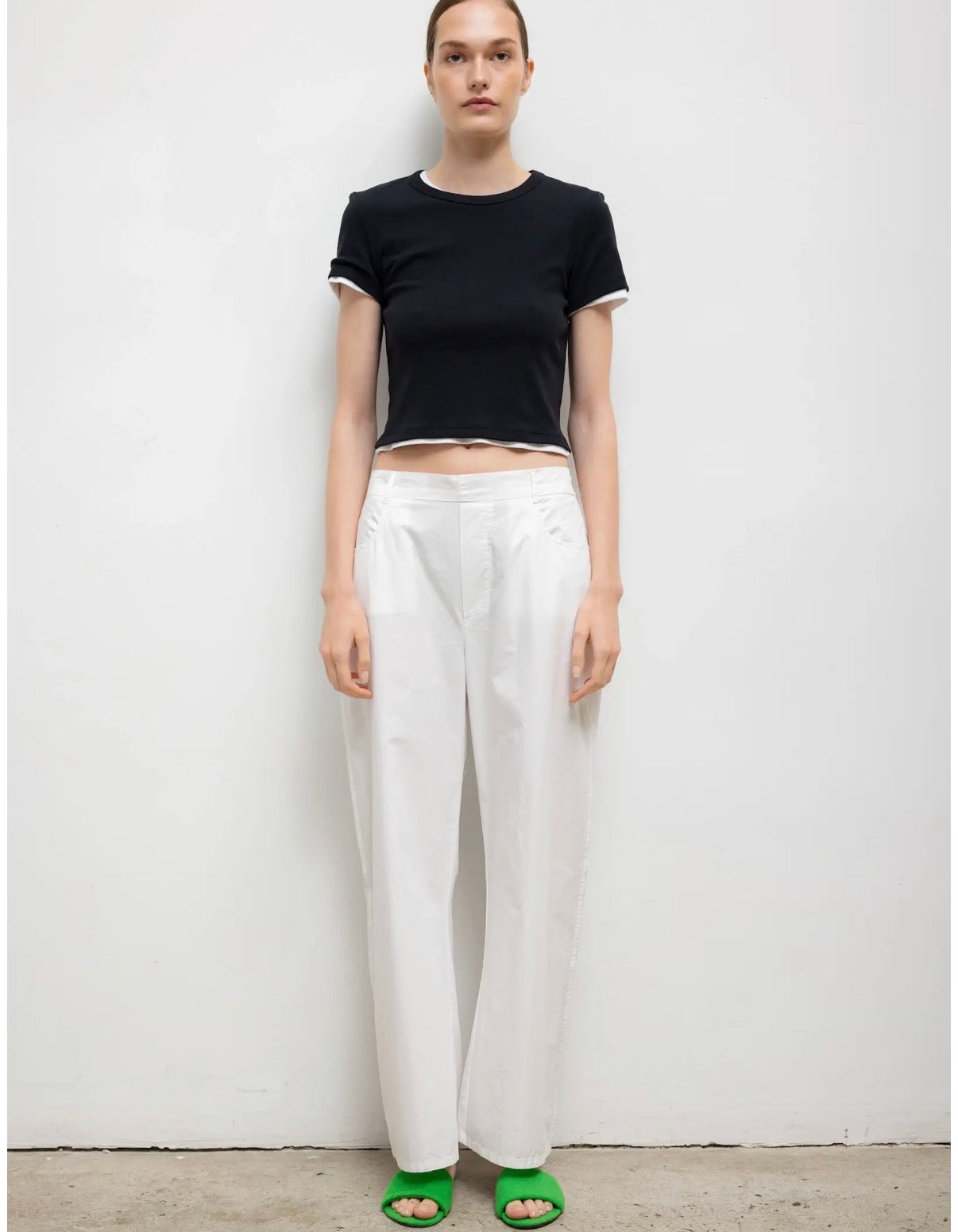 Nando Baby Tee in Black
