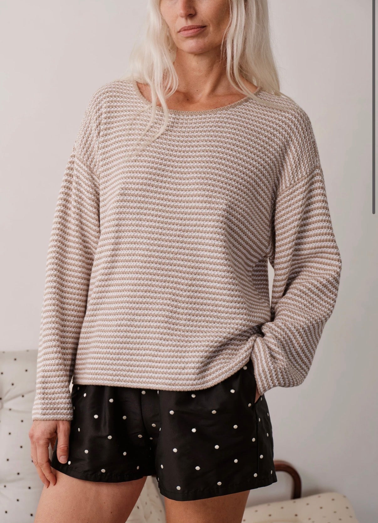 The Knit Stripe Sweater in Shitake/Powder