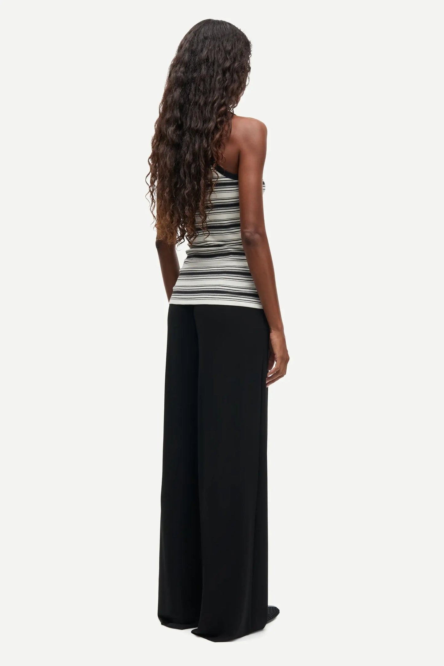 Saumi Trousers 16113 in Black