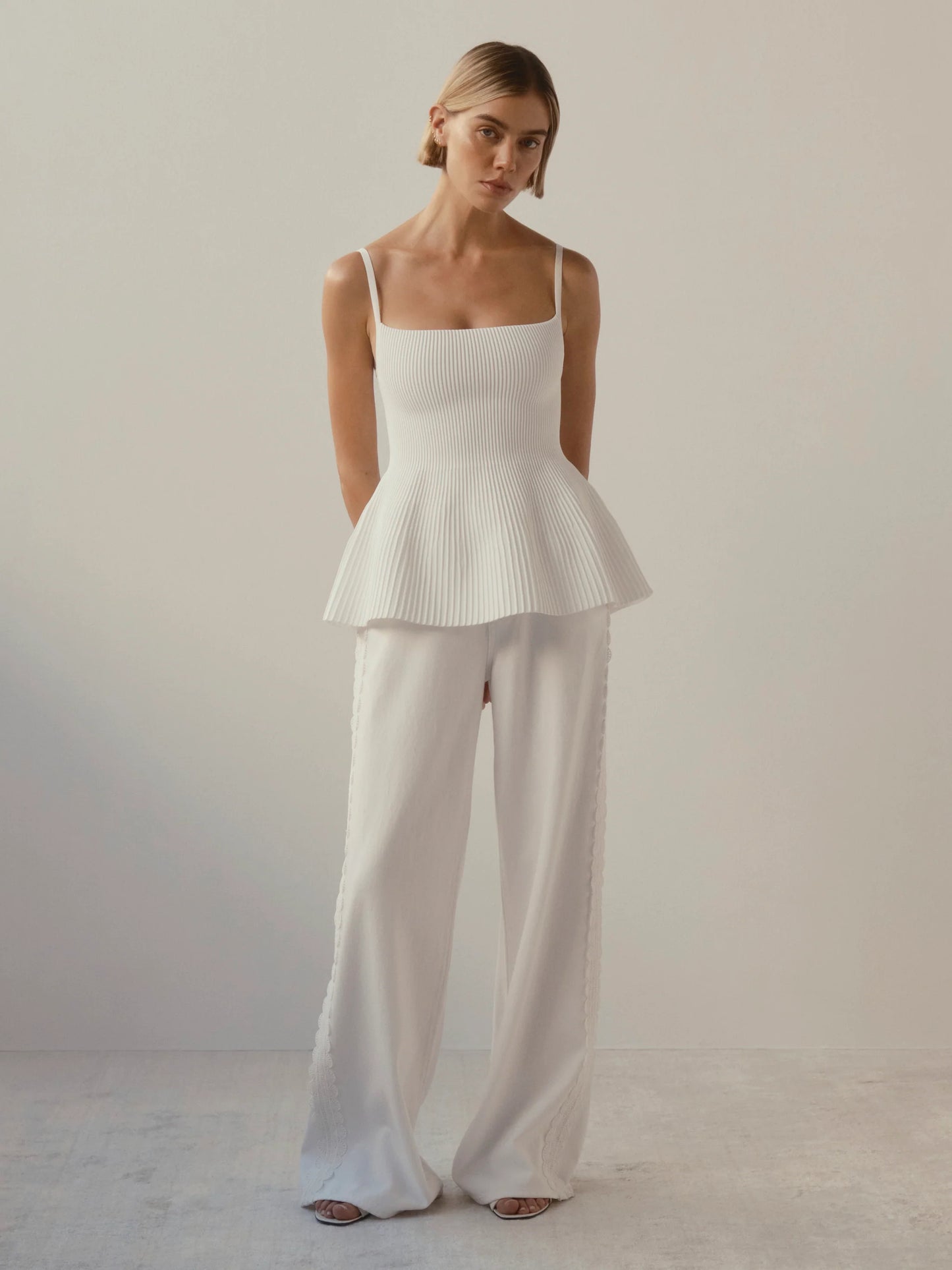 Alex Baggy Wide Leg in White Lace Aura