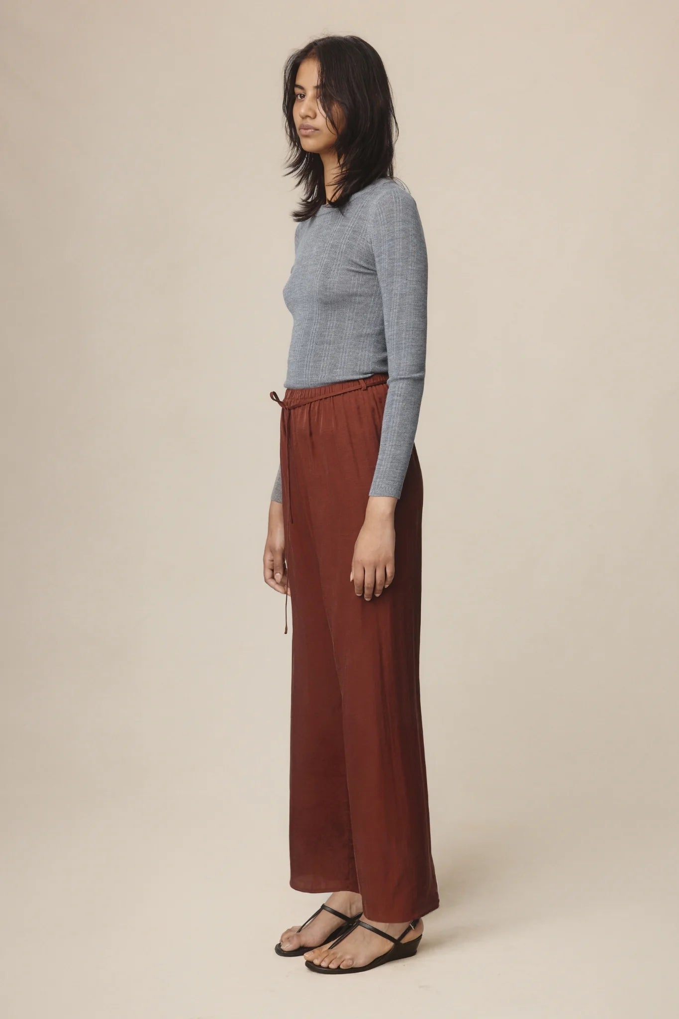 Lillie Pant in Dahlia