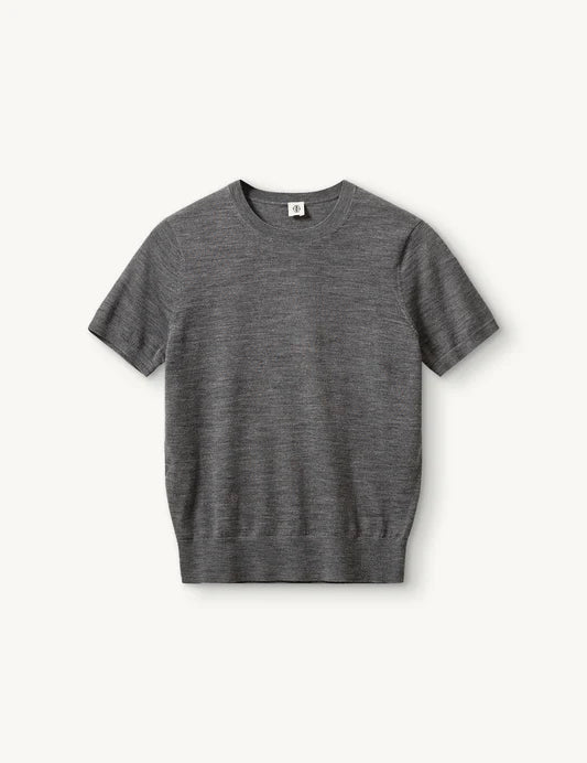 Bergen Basic Tee in Grey
