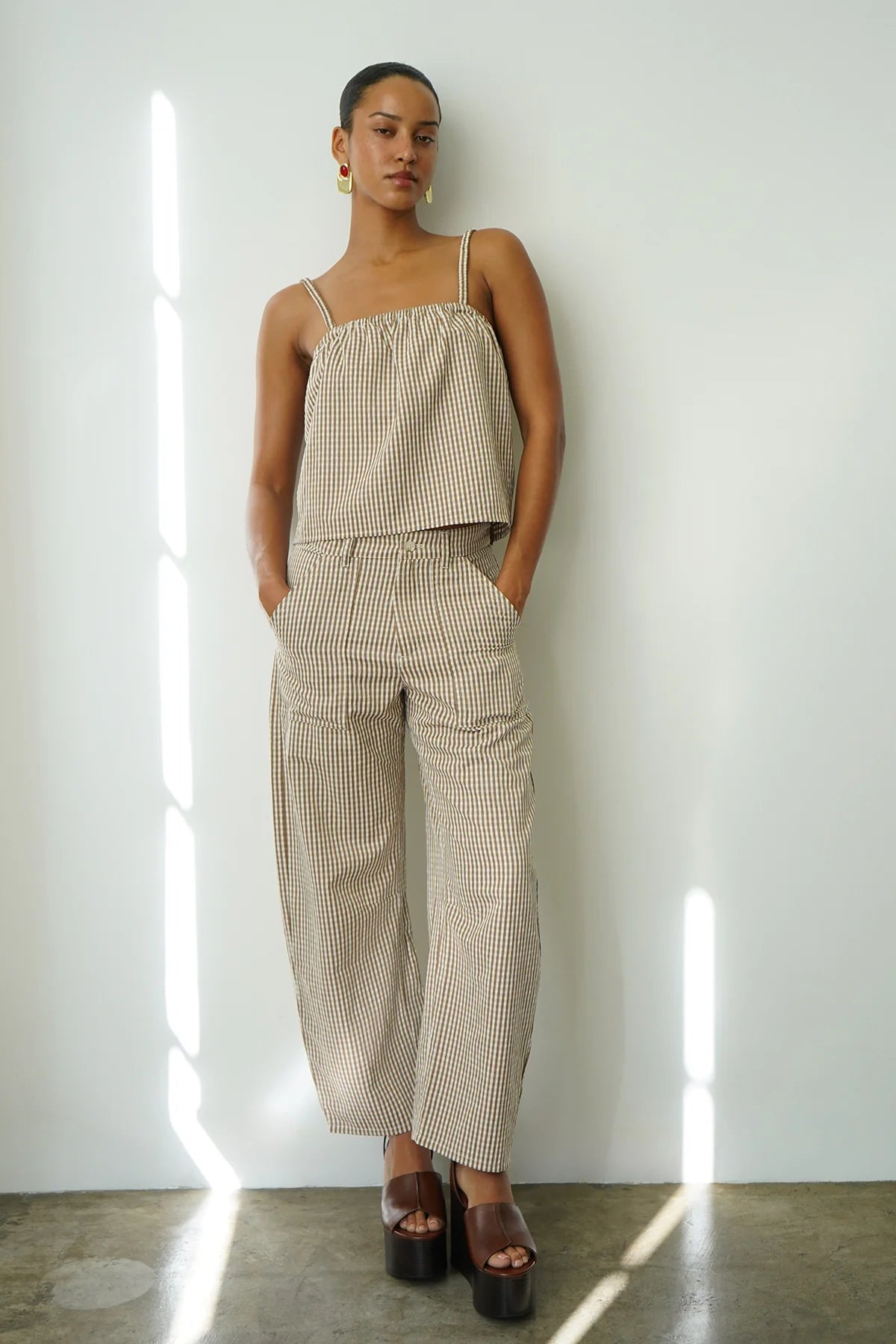 BRANDY CHECK TOP IN BROWN CHECK
