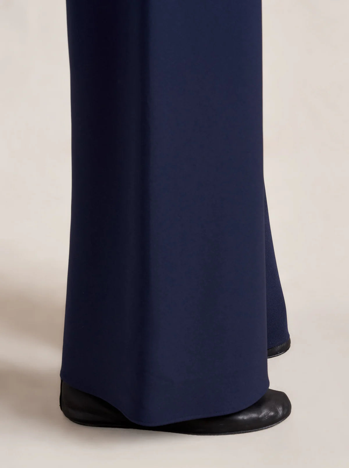 Colby Pant in Navy