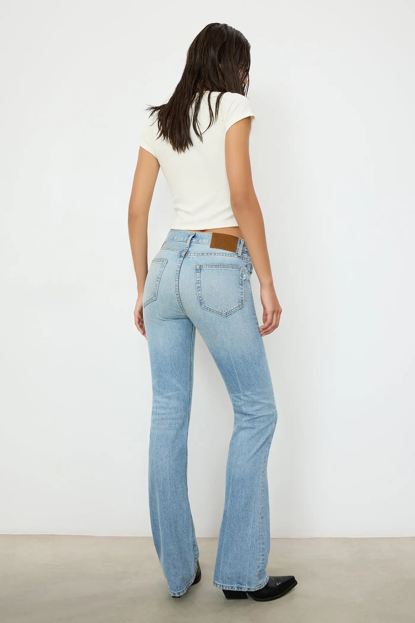 Cash Bootleg Jean in Light Indigo