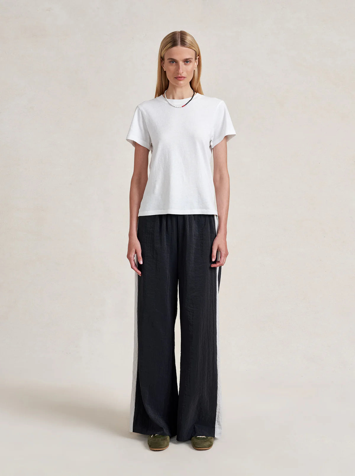 Side Stripe Colby Pant in Black/Stone