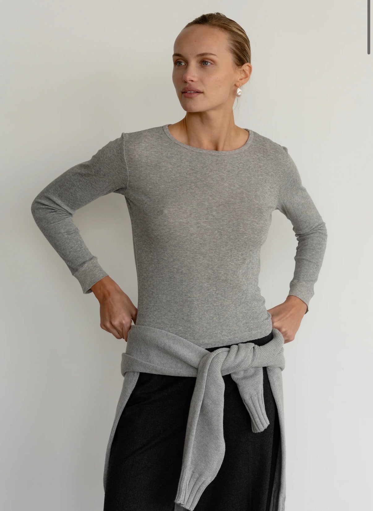 The Pointelle Long Sleeve in Heather Grey