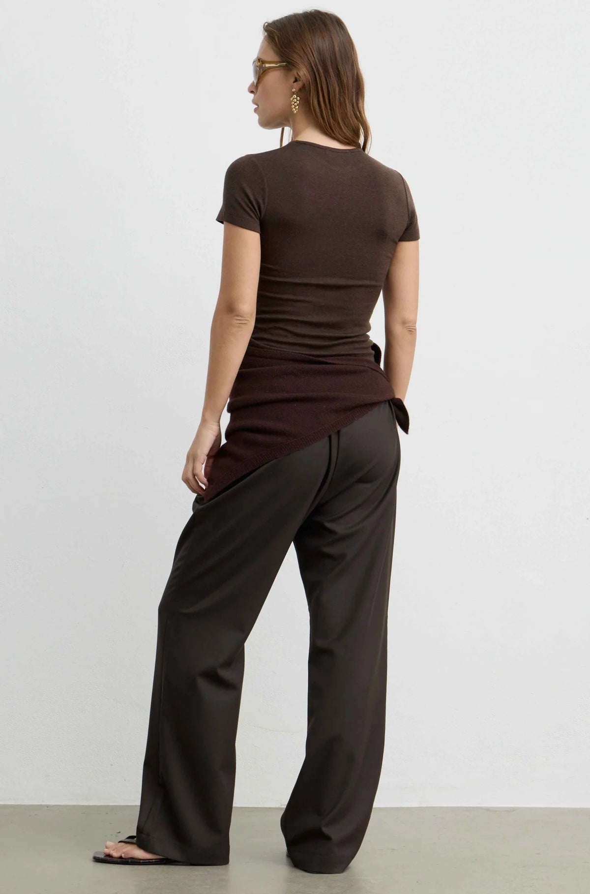 Short Sleeve Knit Top in Dark Brown