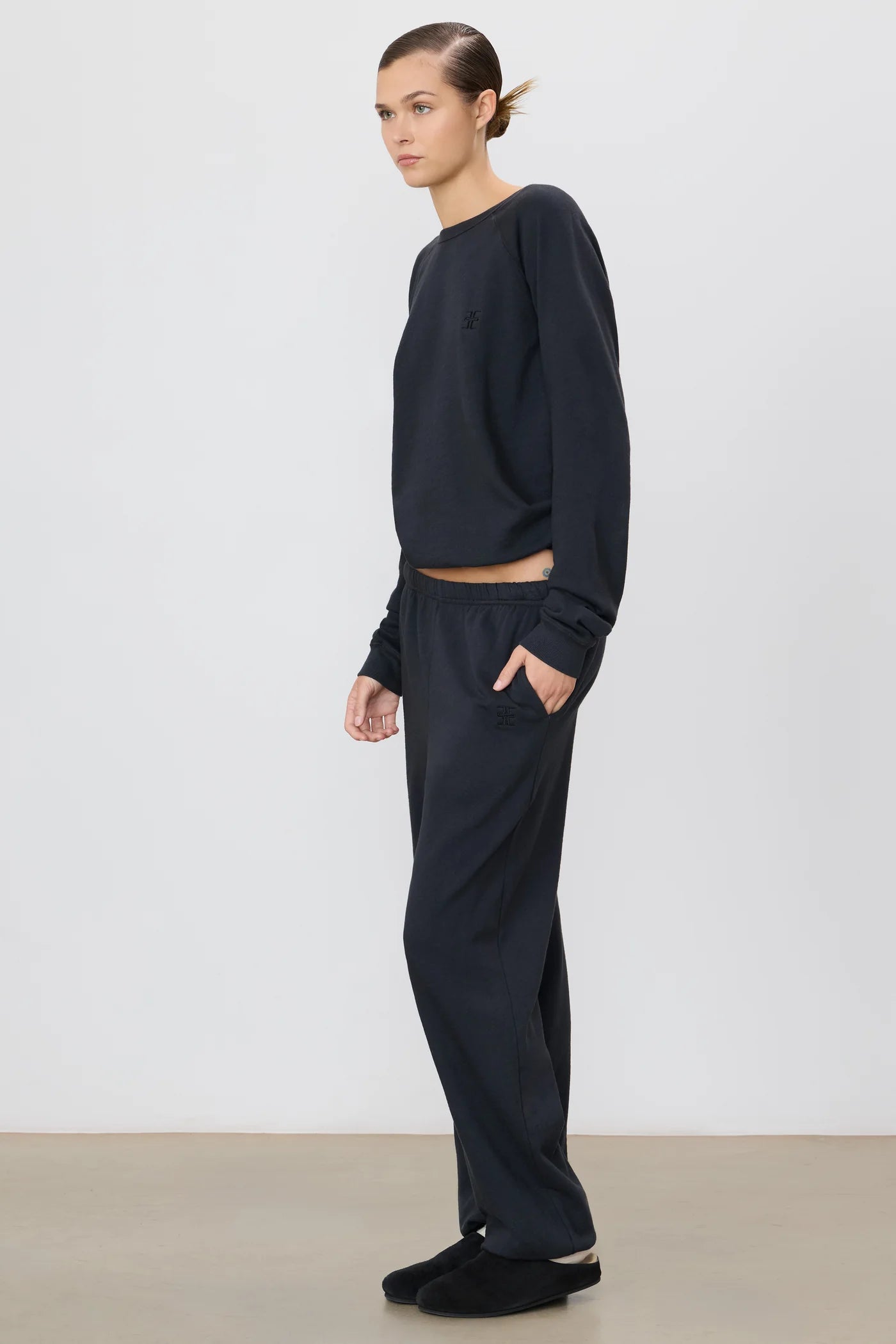 Boyfriend Pocket Sweatpant in Black