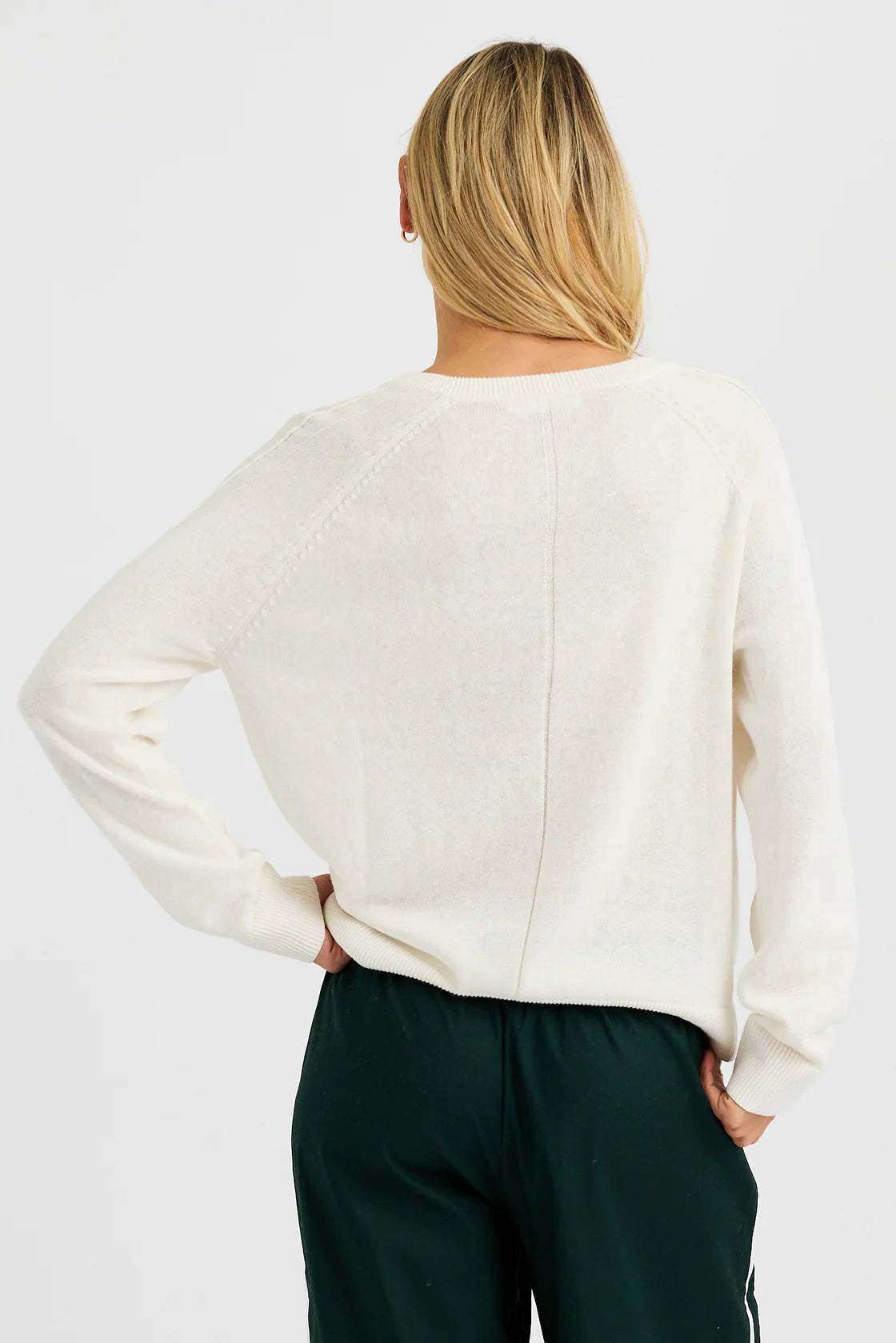 Sloane Linen V-Neck in Ecru