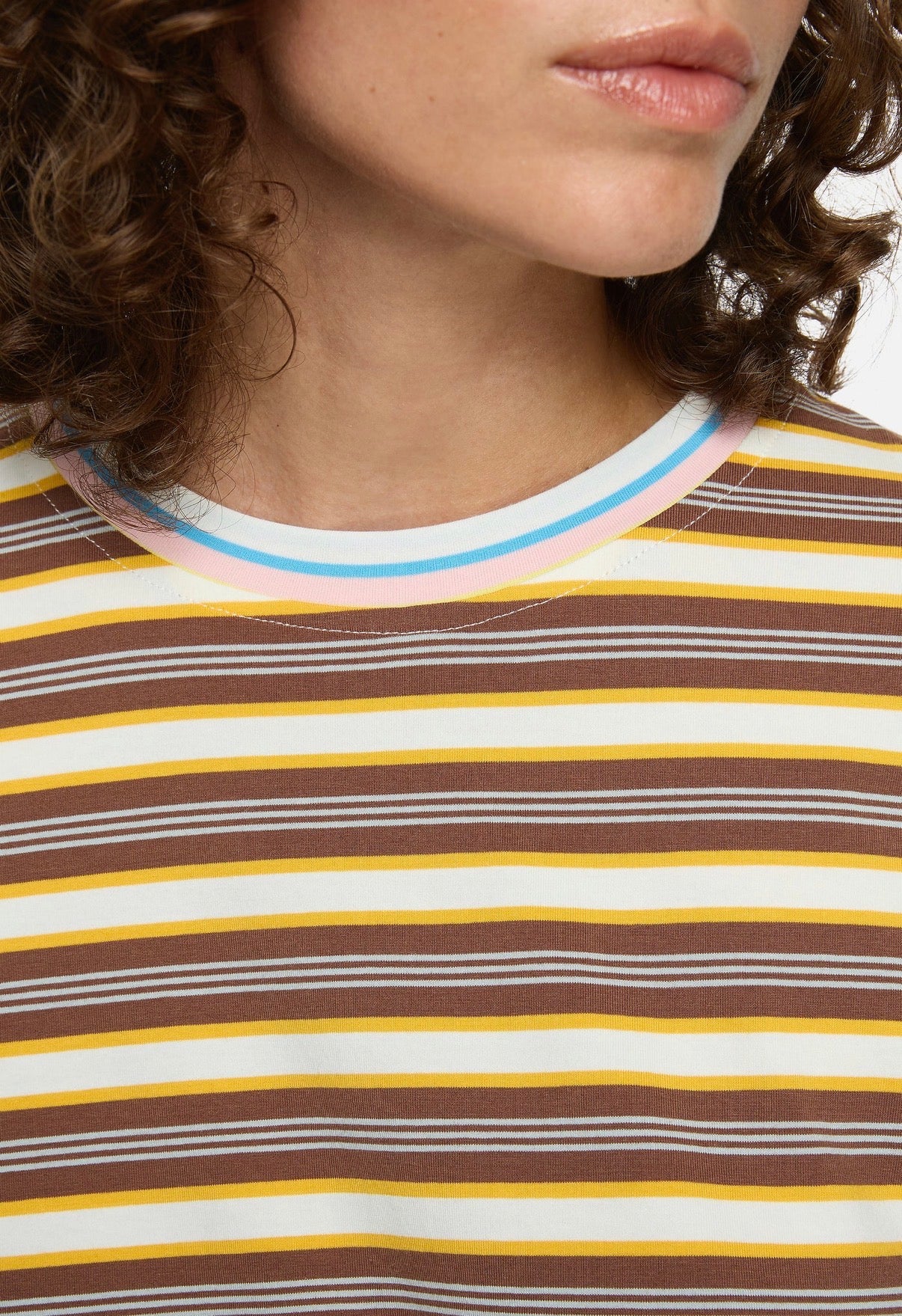 Faro Tee in  Brown