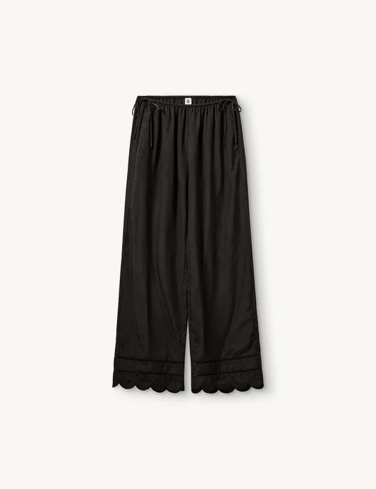 Darling Pants in Black