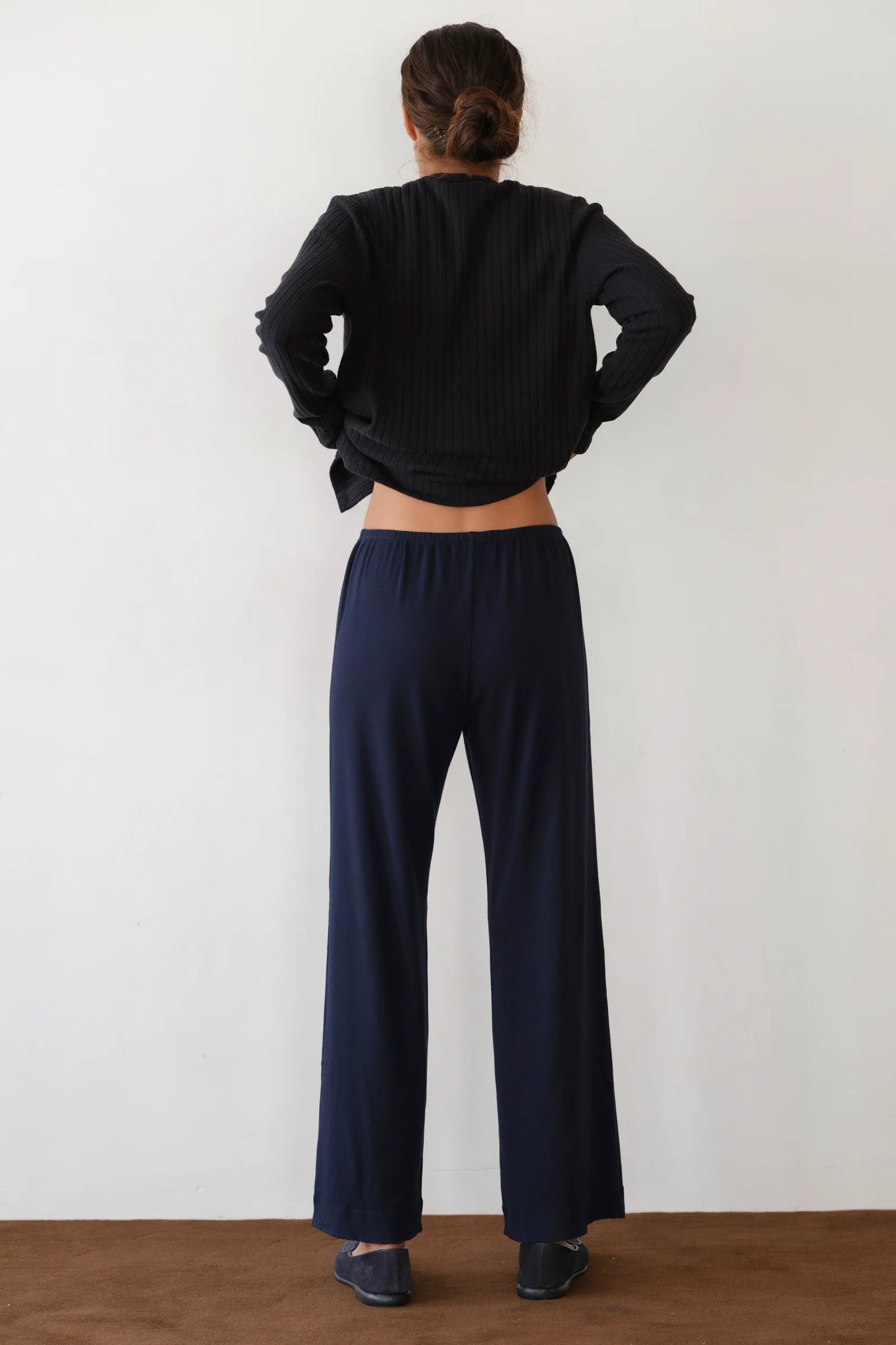The Baby Rib Scallop Pant in Navy