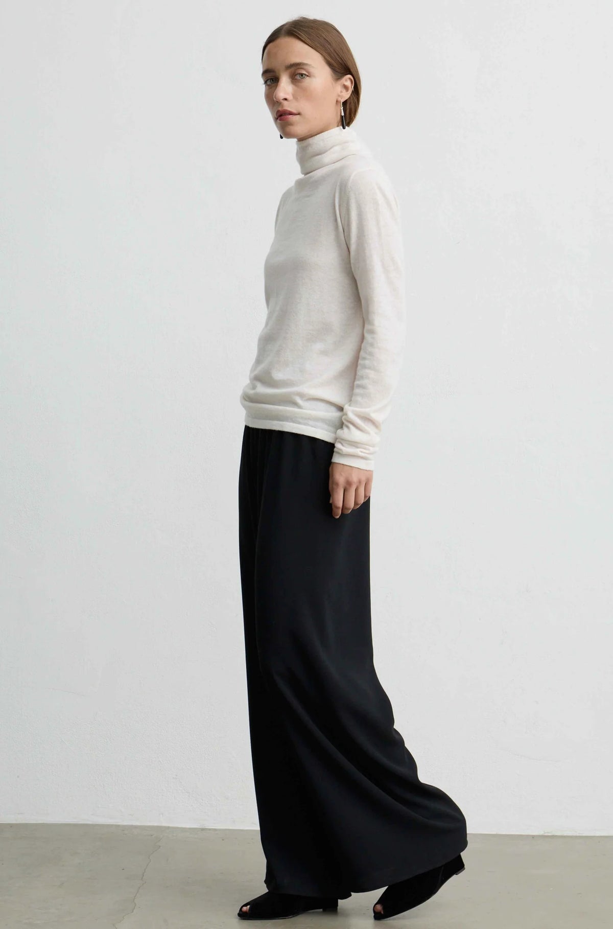 Funnel Wool/Cash Turtleneck In Ivory