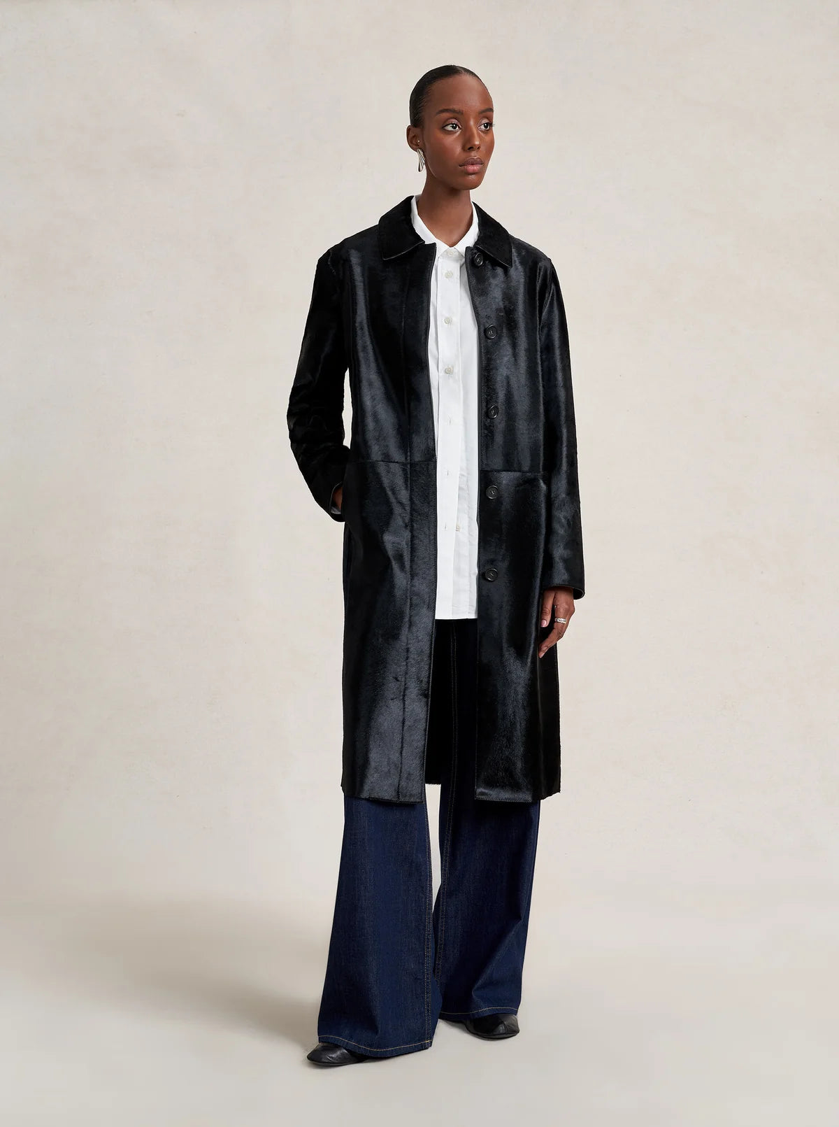 caro Coat in Black