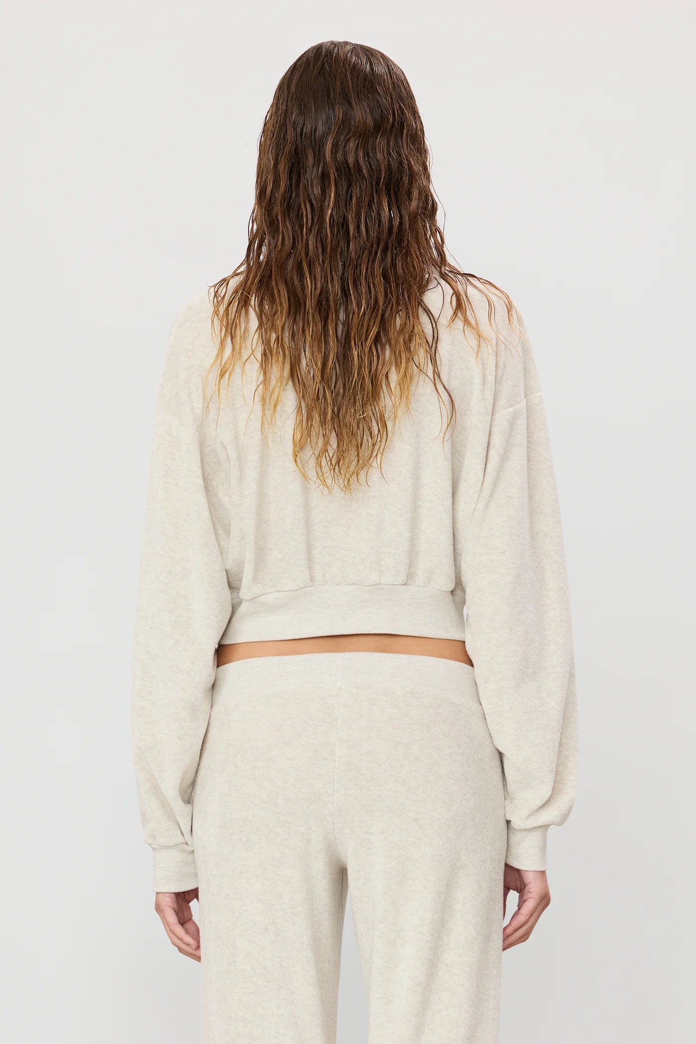 Cropped V-Neck Sweater in Light Heather Grey