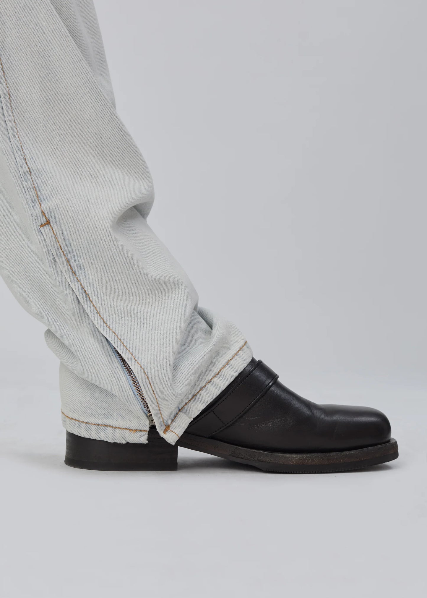 11 Jean in Drift Blue