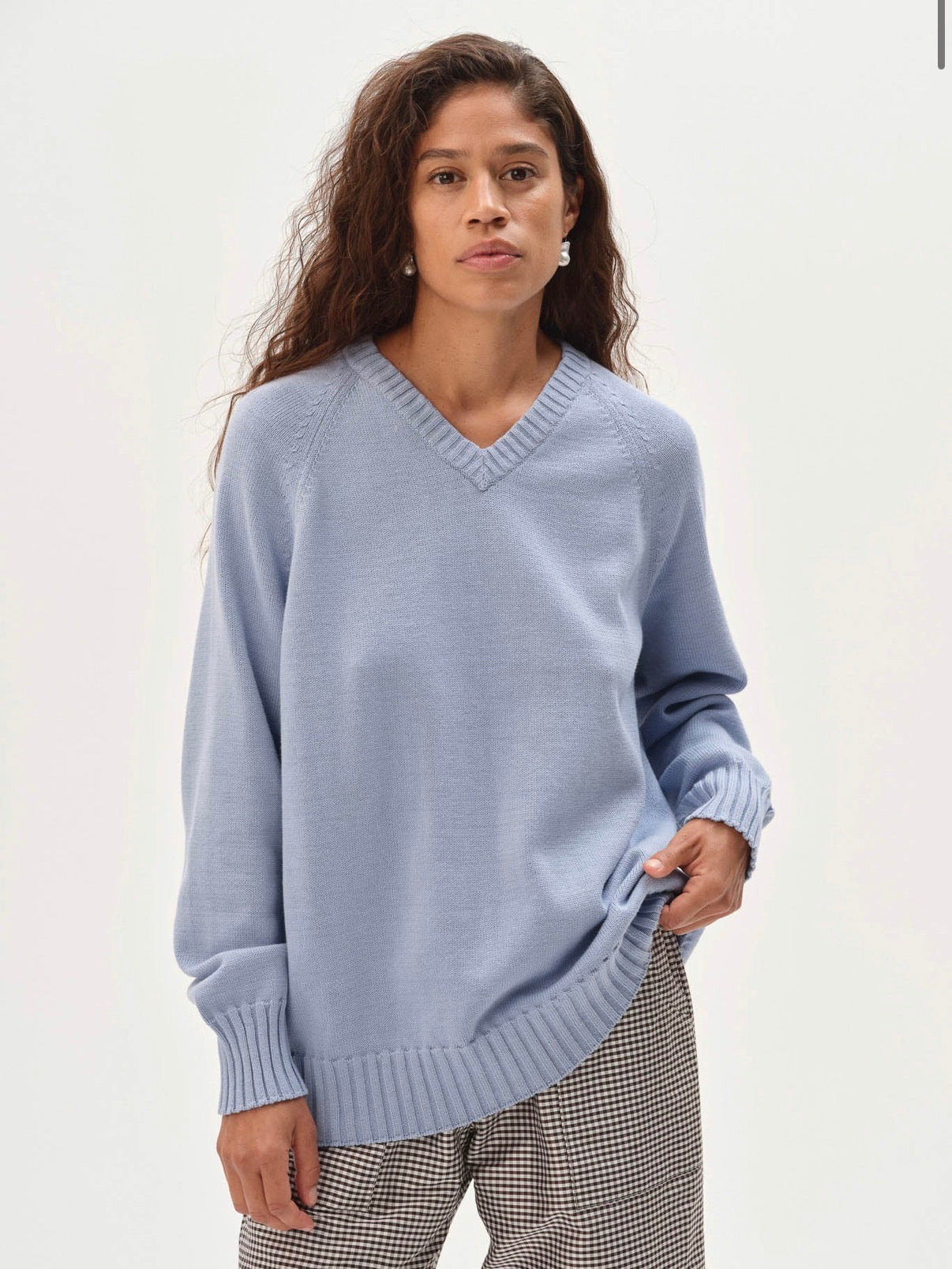 The Cotton Knit V-Neck Sweater in Cornflower
