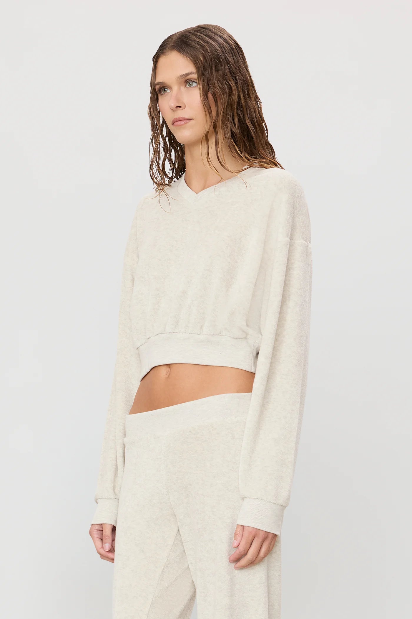 Cropped V-Neck Sweater in Light Heather Grey