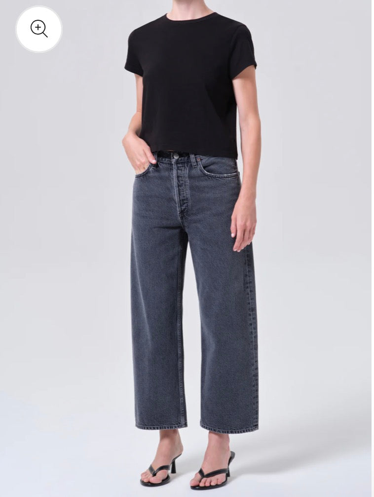 Adine Shrunken Tee in Black