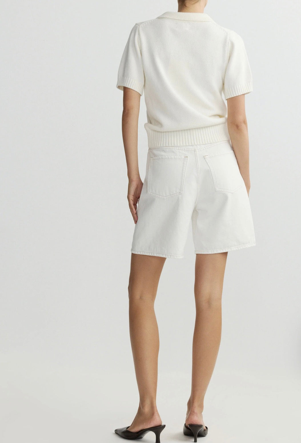 Taylor Relaxed Short High Rise 5.5' in White