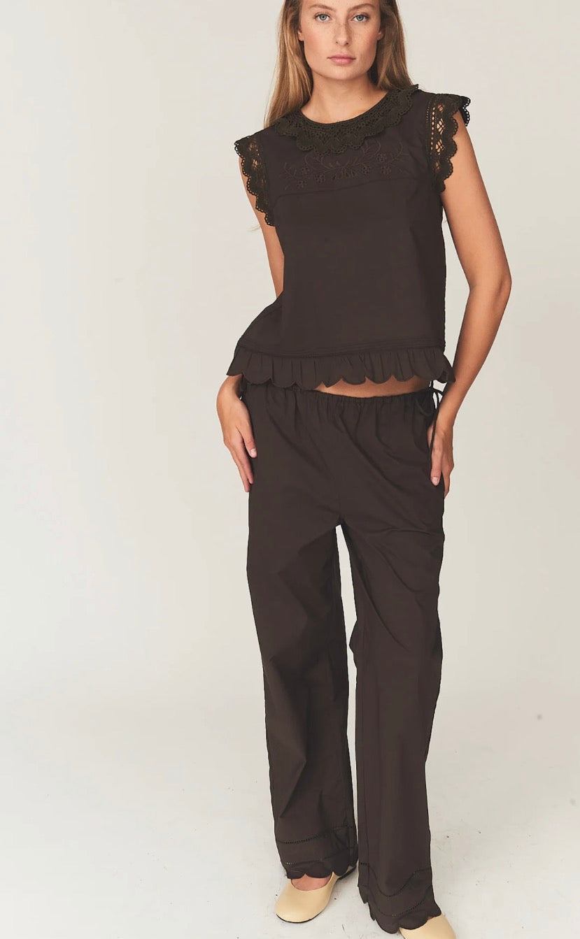 Kristen Pants in Chocolate Brown
