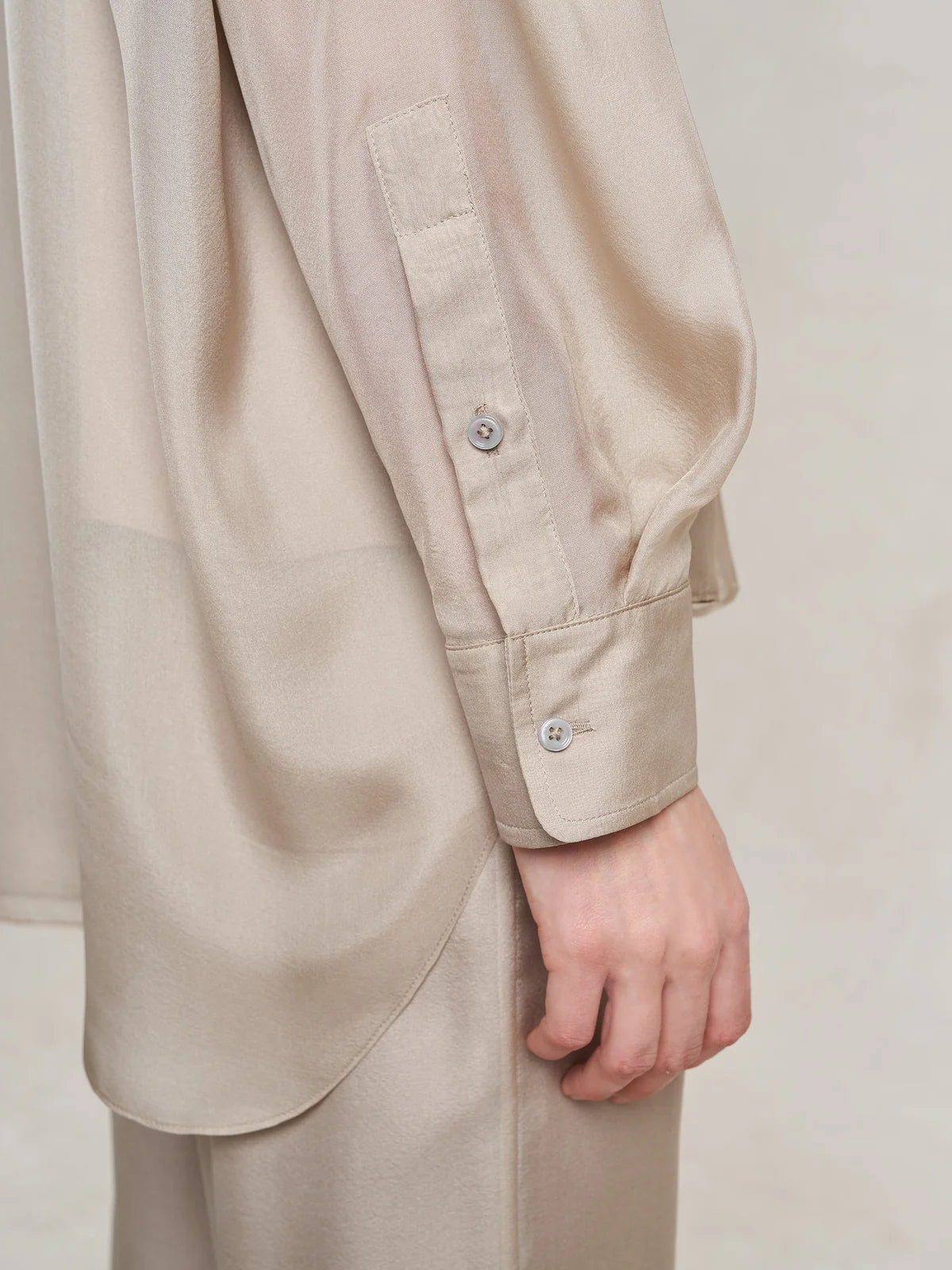 Freya Shirt in Beige
