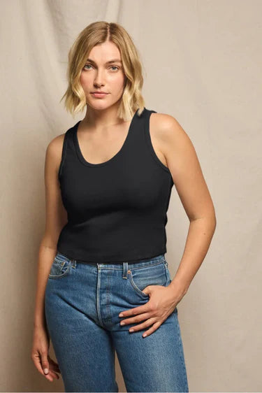 Blondie Structured Rib Bra Friendly Tank in True Black